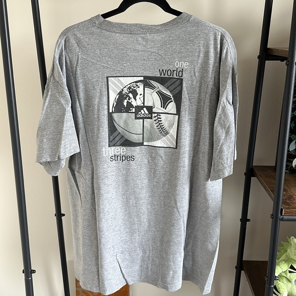 Vintage adidas tshirt - Picture 2 of 4
